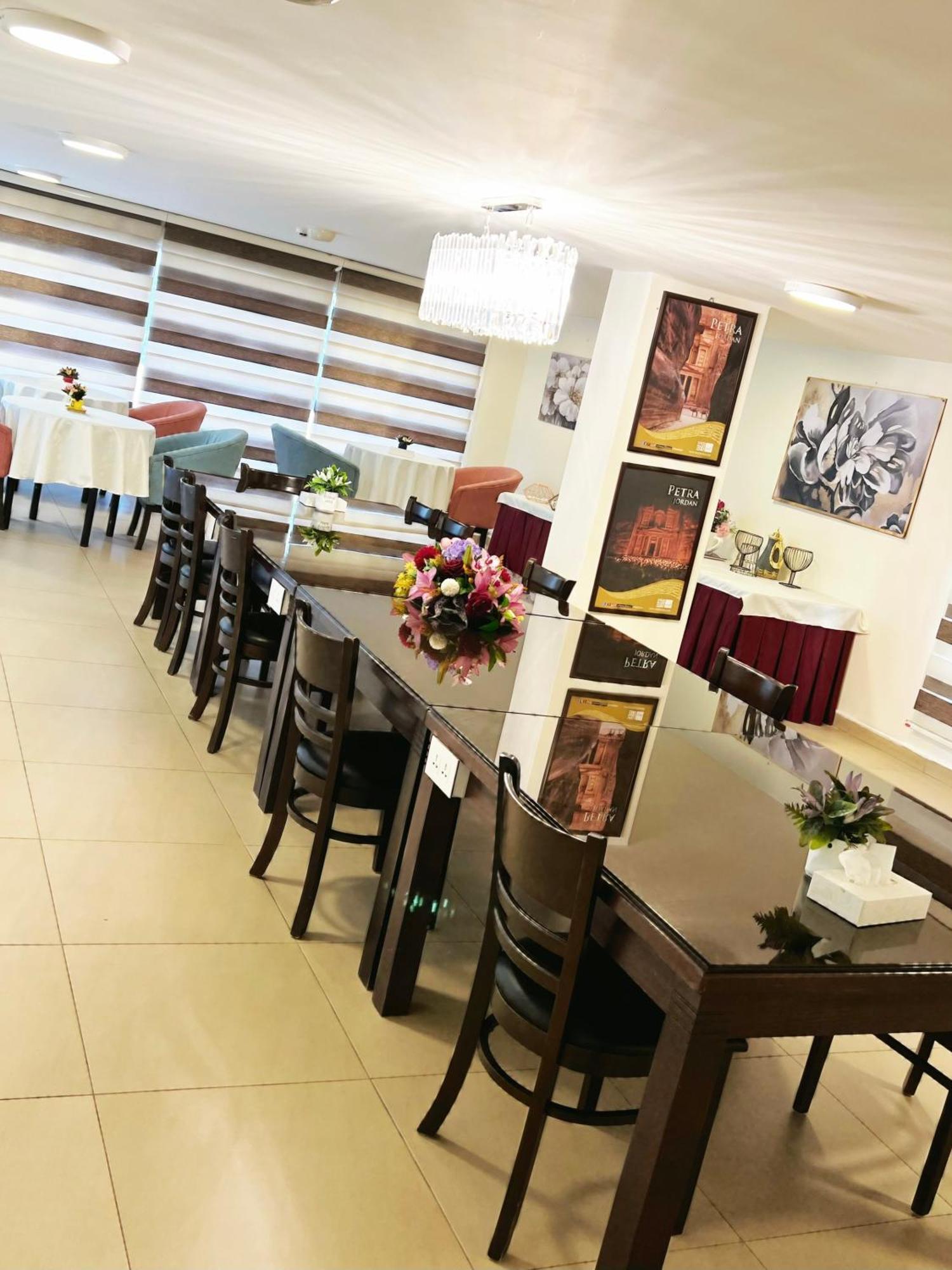Hotel 7th Star Hotel&suites Amán
